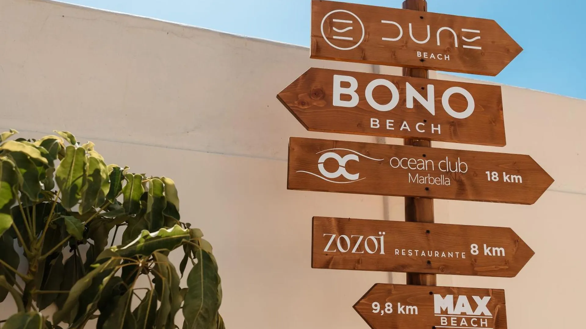 Villa With Minimalist Decor, Pool And Bbq, Two Minutes' Walk From Costabella Beach Μαρμπέλλα